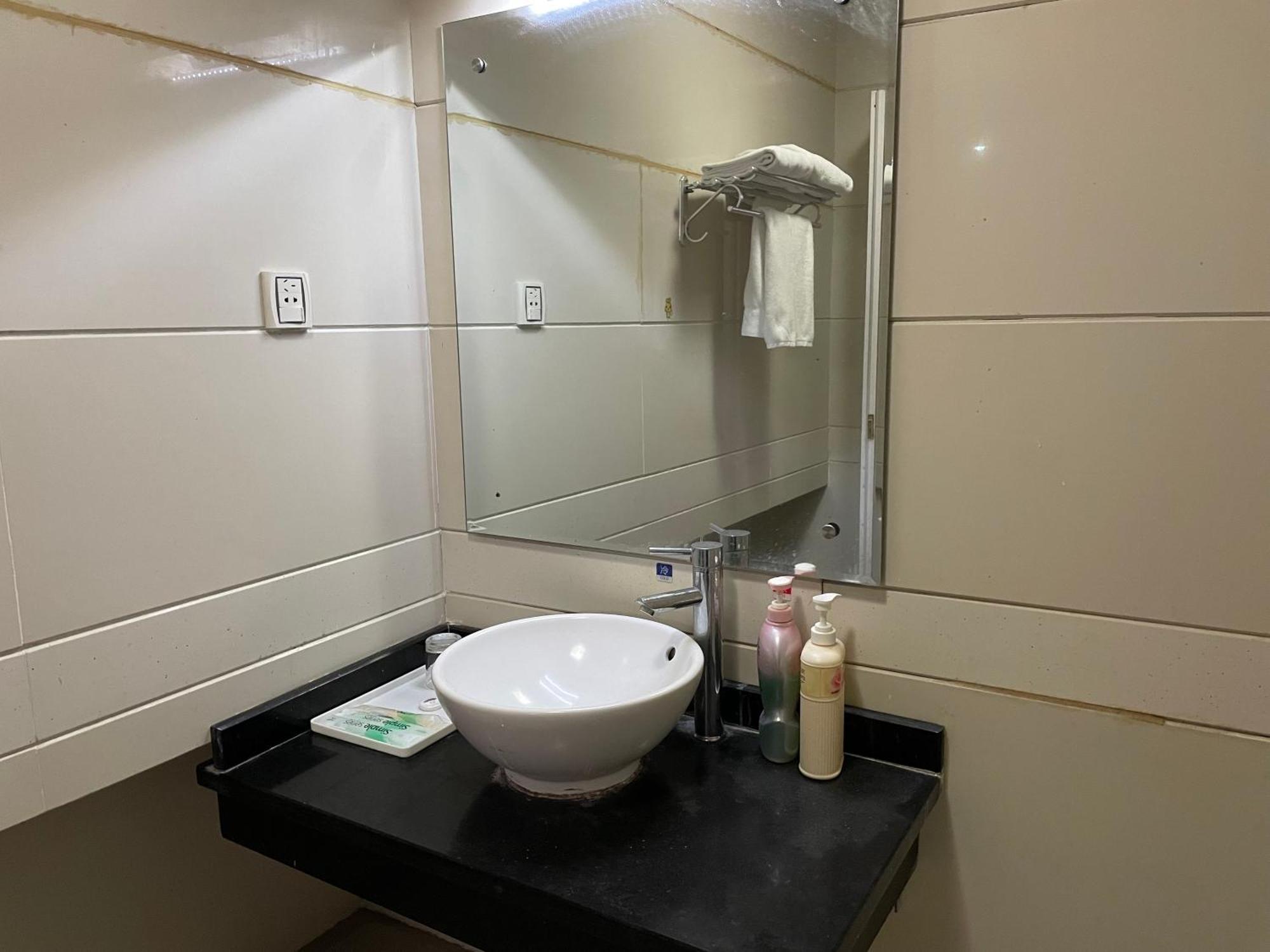 Sanya Tropical Coast Hotel Екстериор снимка