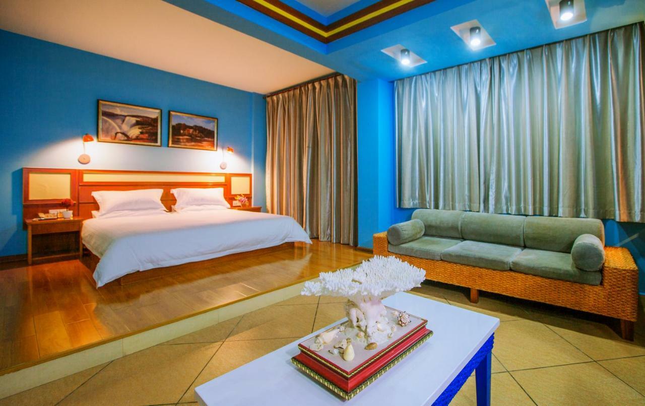 Sanya Tropical Coast Hotel Екстериор снимка